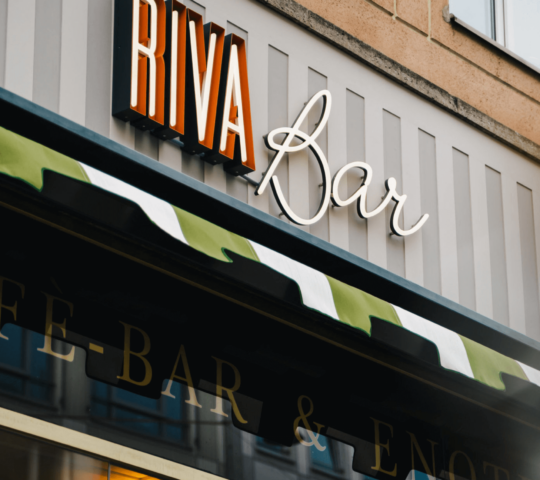 Bar RIVA